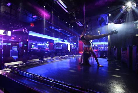 Stripclub Pov Porn Videos